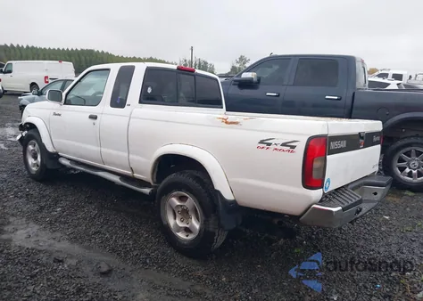 2000 Nissan Frontier Se-V6/Xe-V6 z USA, uszkodzony, nr VIN 1N6ED26Y1YC387104